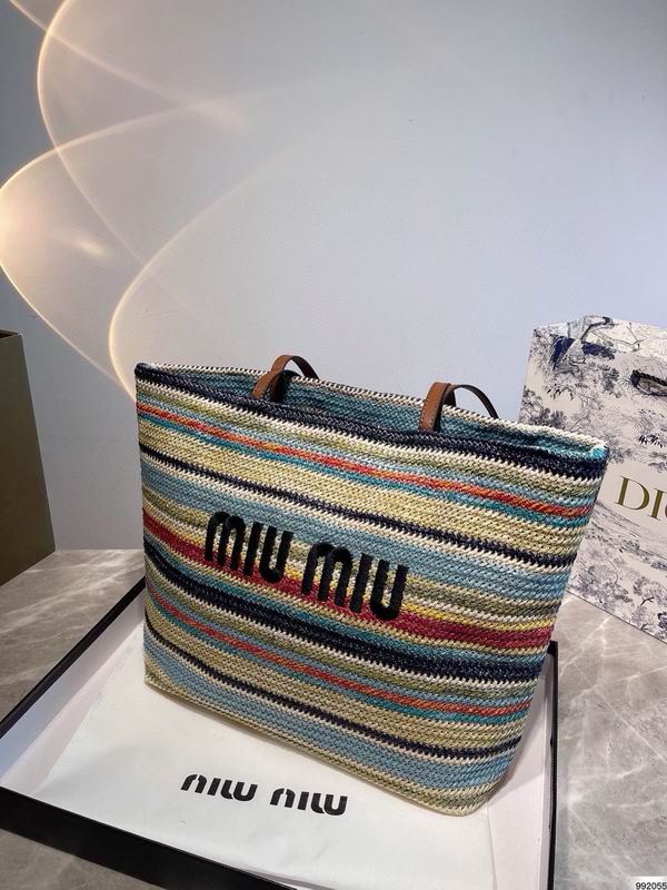 Miumiu bag 33X32cm dx03